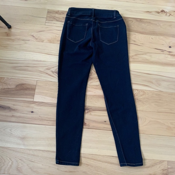 NEW NEVER WORN dJeans size 6 - Picture 2 of 3
